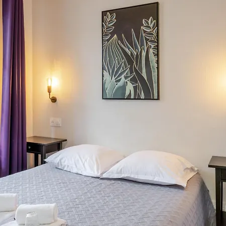 Patricia - Hyper Centre *